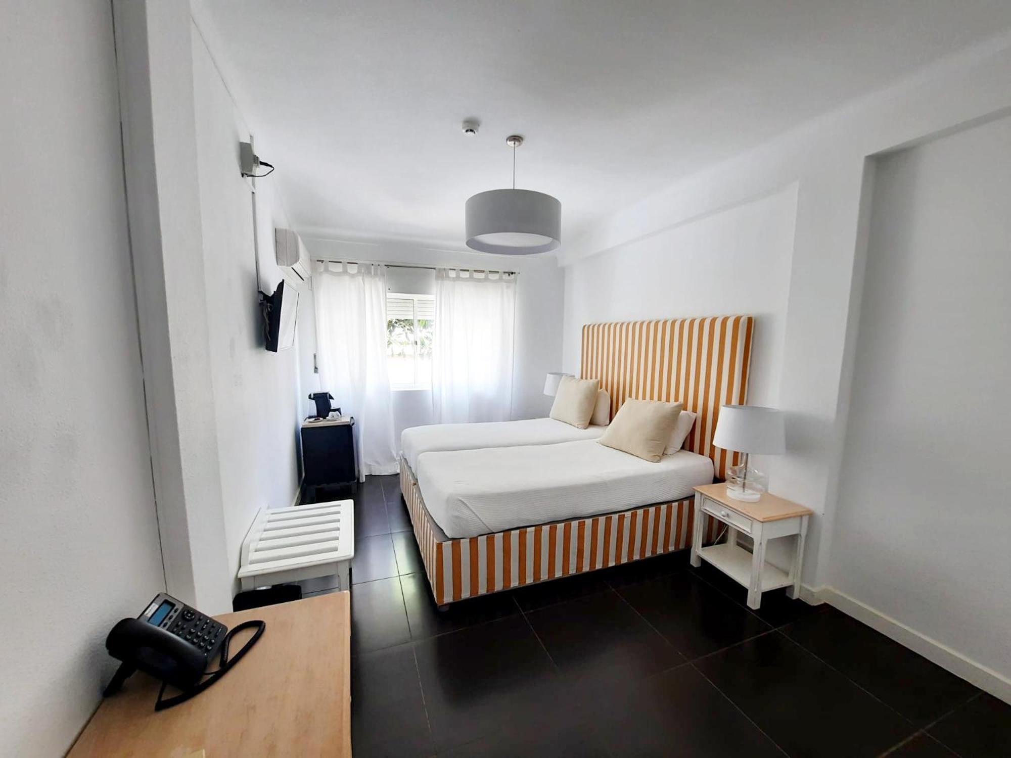 Hotel Hs Milfontes Beach - Duna Parque Resorts & Hotels Віла-Нова-де-Мілфонтеш Номер фото